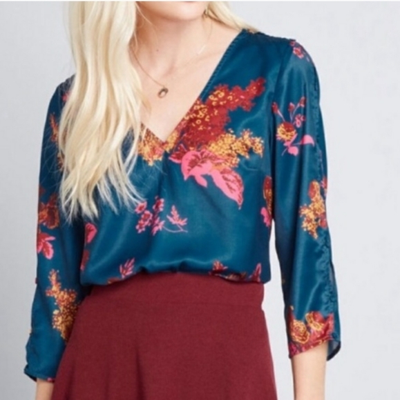 Modcloth Tops - Modcloth Teal Floral Split Sleeve Top